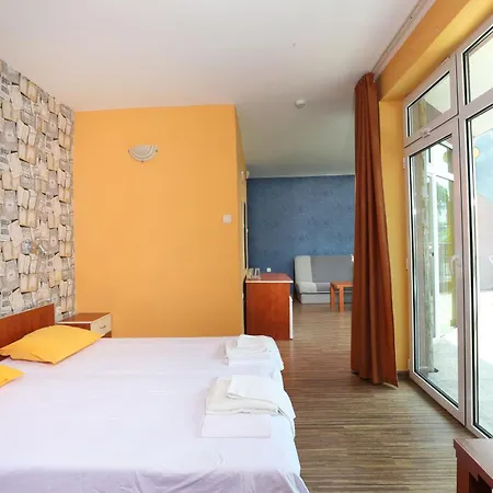 La Piazza Family 2* 써니비치