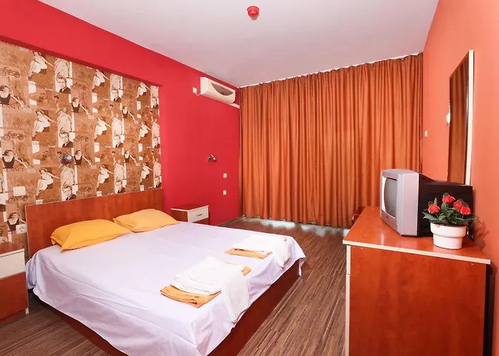 호텔 La Piazza Family