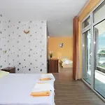Hotel La Piazza Family