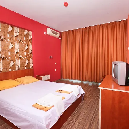 Hotel La Piazza Family