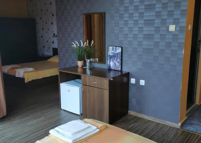 La Piazza Family فندق 2*